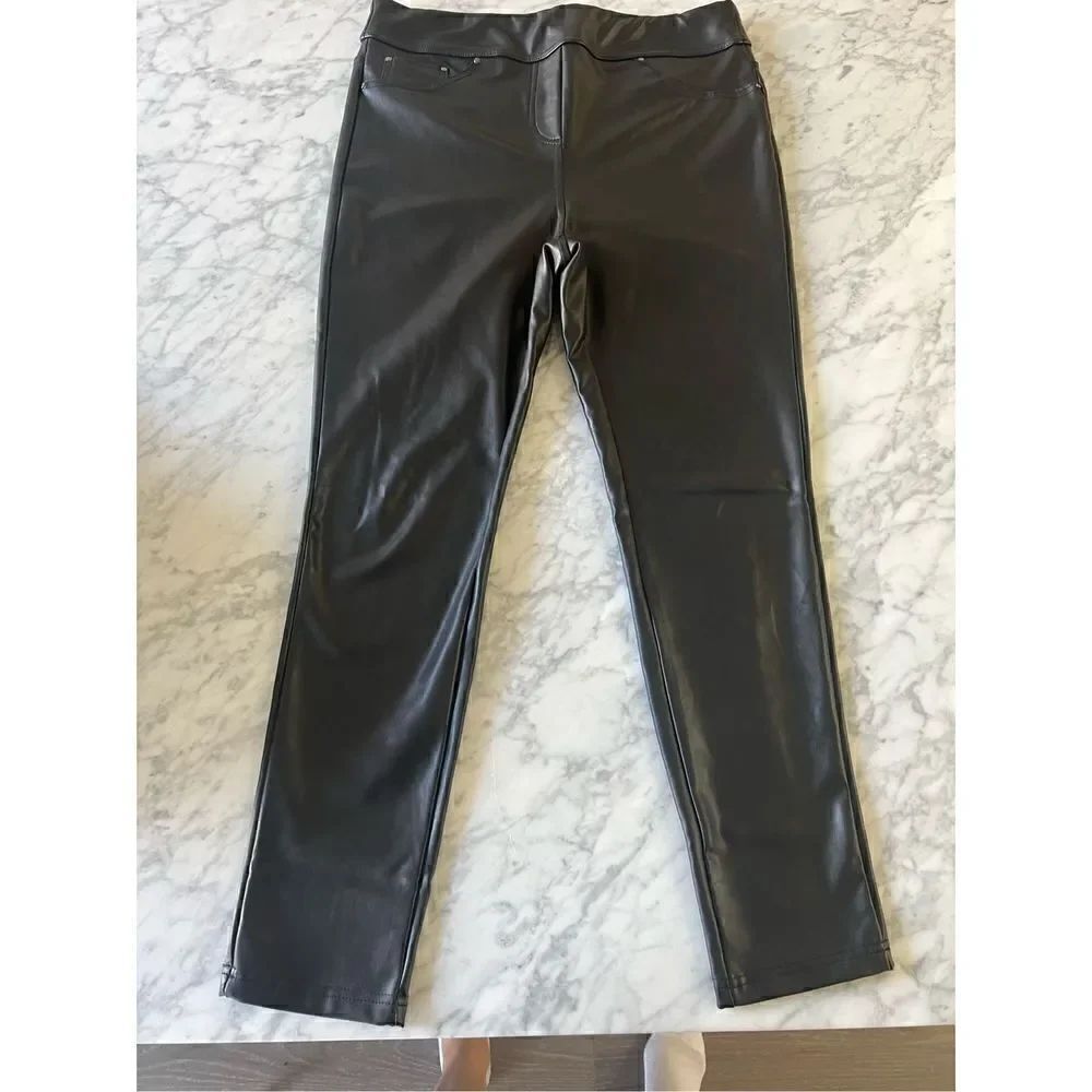 Laundry by Shelli Segal Faux Leather Pants Size M